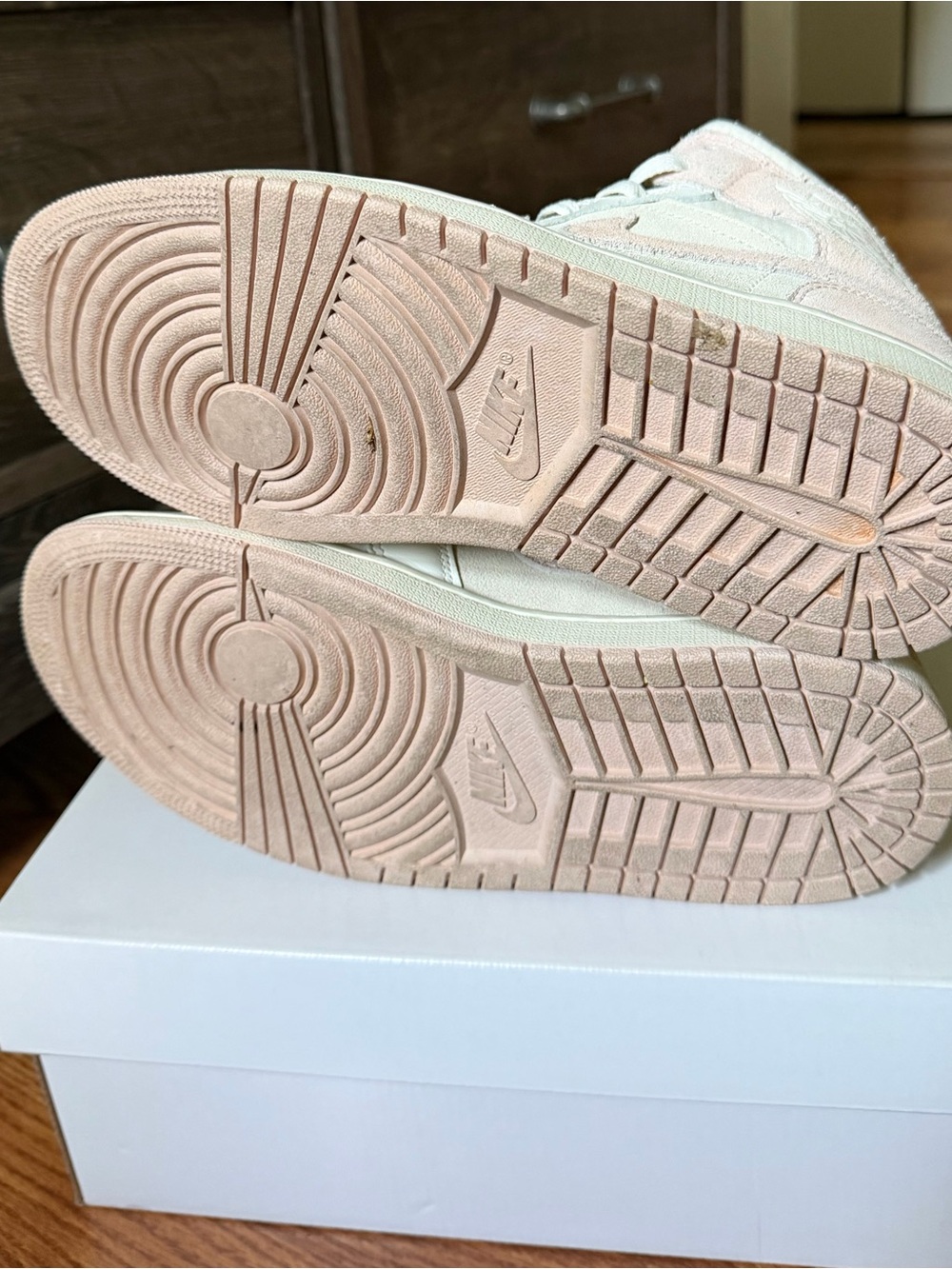 Nike Women’s Jordan Low-Top Sneakers in Blush and Off-White - Picture 5 of 5